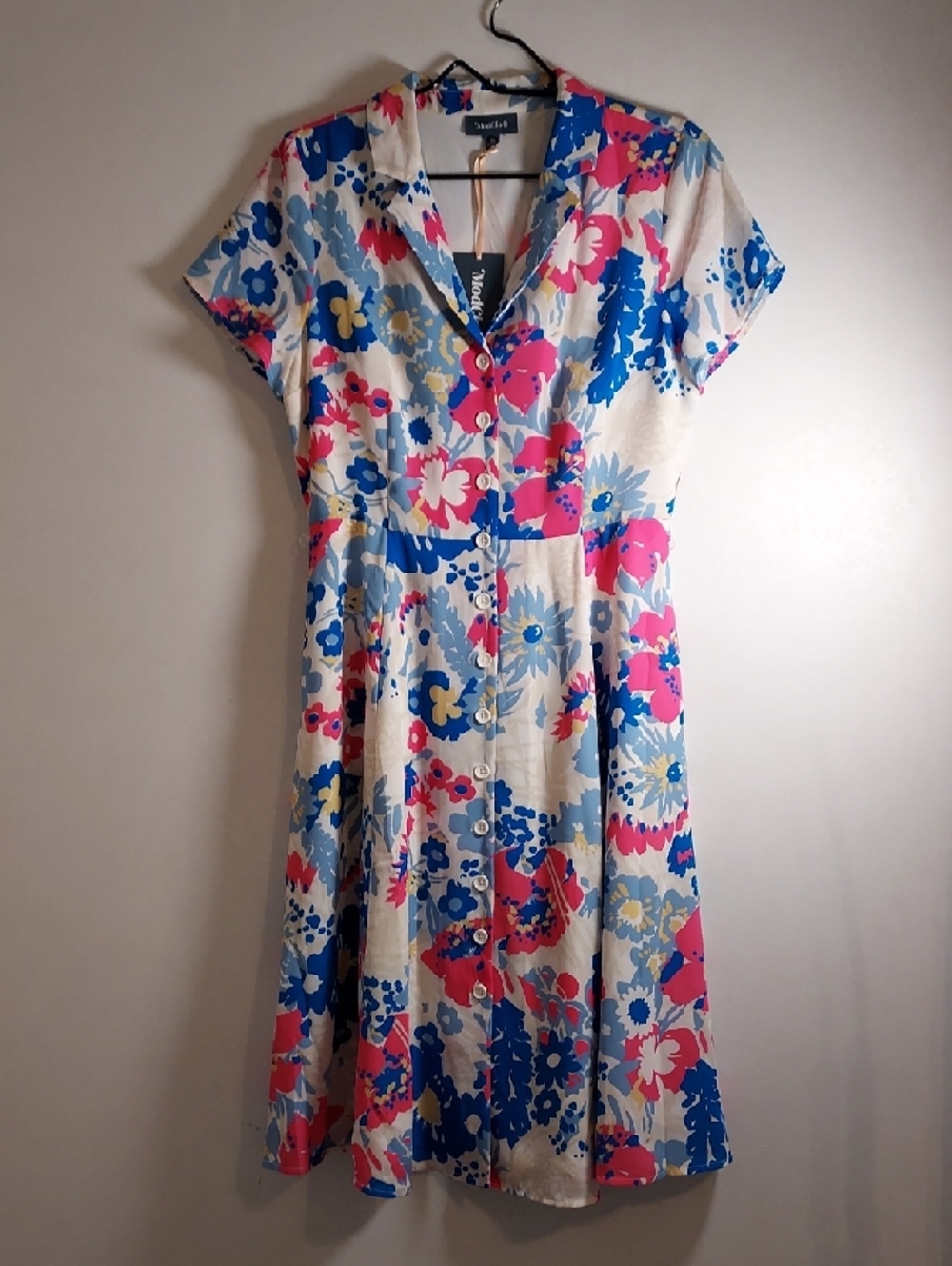 MOD CLOTH FLORAL DRESS (MED)